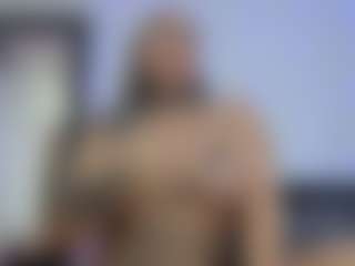 HornyLindzay's Live Sex Cam Show