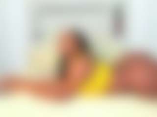 Live cam show with naomy rh - Thong on Gym Cam Girls