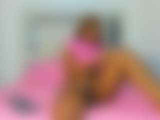 Live cam show with naomy rh - Public Black on Camsoda