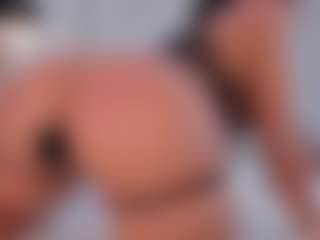 Live cam show with Scarlett Horny - Pornstar on CamwithHer