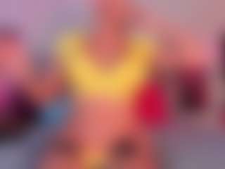 Scarlett Horny's Live Sex Cam Show