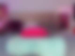 Live cam show with Scarlett Horny - Brown Eyes on liverealitysex.com