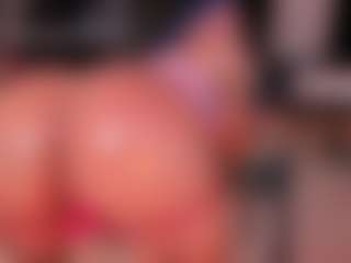 Scarlett Horny's Live Sex Cam Show