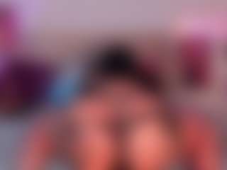 Live cam show with Scarlett Horny - Emo on SmokeAndPoke