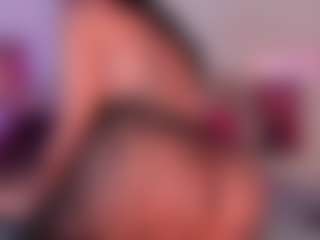 Live cam show with Scarlett Horny - Shaved Pussy Curvy on nudelive.tv