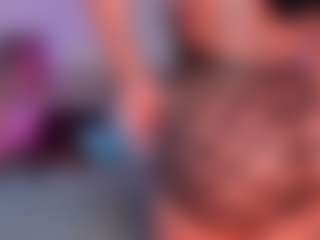Live cam show with Scarlett Horny - Blowjob on sexylive.show