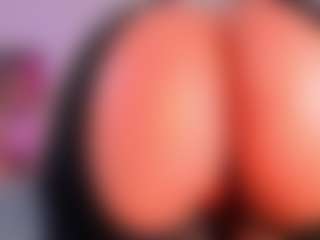 Live cam show with Scarlett Horny - Shaved Pussy Toys on Camsoda