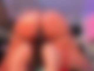 Scarlett Horny's Live Sex Cam Show