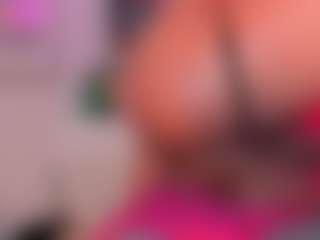 Scarlett Horny's Live Sex Cam Show
