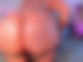 Scarlett Horny's Live Sex Cam Show
