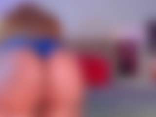 Scarlett Horny's Live Sex Cam Show