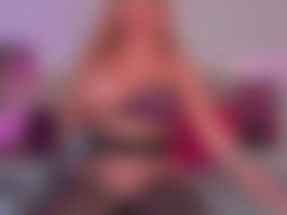Live cam show with Scarlett Horny - Teen (18+) on Camsoda
