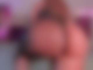 Scarlett Horny's Live Sex Cam Show