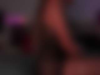 Scarlett Horny's Live Sex Cam Show