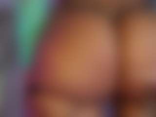 Live cam show with Scarlett Horny - BBW Dildo on Mixed Magazine Live
