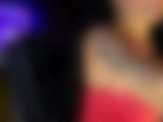 Live cam show with Scarlett Horny - Twerk Latina on Camsoda