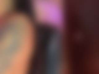 Live cam show with Scarlett Horny - Black BBW on Camversity