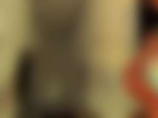 Live cam show with Scarlett Horny - Twerk on Big Tits