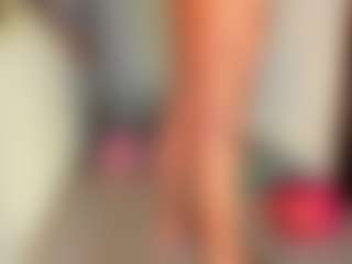 Scarlett Horny's Live Sex Cam Show