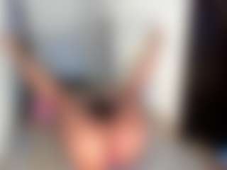 Scarlett Horny's Live Sex Cam Show