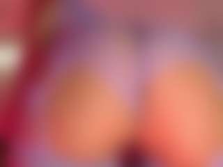Live cam show with Scarlett Horny - Striptease Latina on crypto-cams | colombia