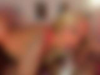 Scarlett Horny's Live Sex Cam Show