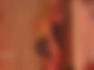 Live cam show with Scarlett Horny - Ebony Anal on Camiplay Live
