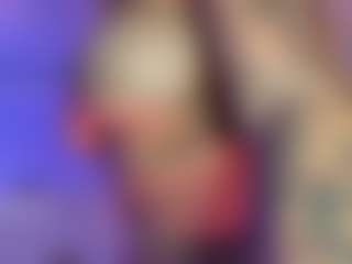 Live cam show with Scarlett Horny - Ice on dropp.cam