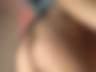 emma-ruiz's Live Sex Cam Show
