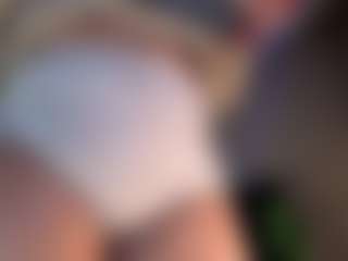 Live cam show with emma-ruiz - Brown Hair on SpankPalCams