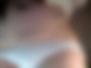 emma-ruiz's Live Sex Cam Show