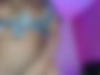 emma-ruiz's Live Sex Cam Show