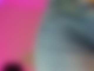 Live cam show with emma-ruiz - Smoking on Uber Horny