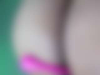 emma-ruiz's Live Sex Cam Show