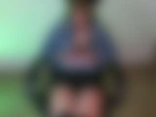 emma-ruiz's Live Sex Cam Show