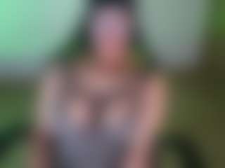 Live cam show with emma-ruiz - Brown Eyes on Camsoda