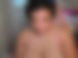 felttheflowers's Live Sex Cam Show