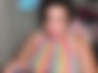 Live cam show with felttheflowers - BBW on Mixed Magazine Live