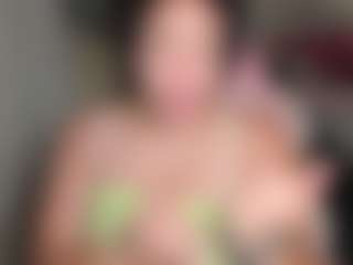felttheflowers's Live Sex Cam Show