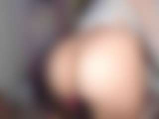 felttheflowers's Live Sex Cam Show