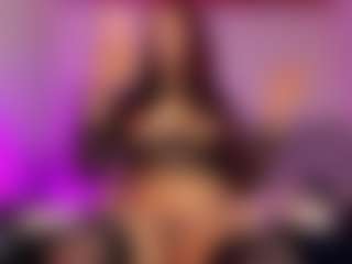 sweet-tiinaa's Live Sex Cam Show
