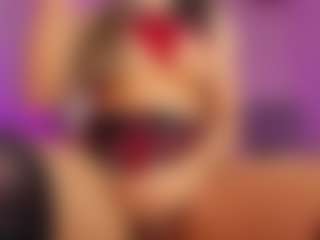 sweet-tiinaa's Live Sex Cam Show