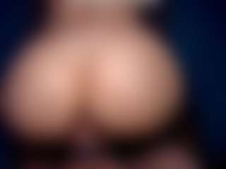 Live cam show with ana-lingus - Big Ass on CamClone