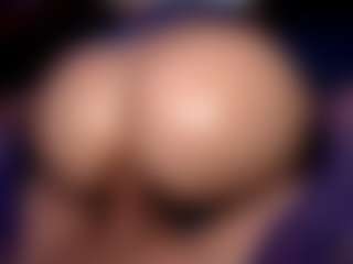 ana-lingus's Live Sex Cam Show