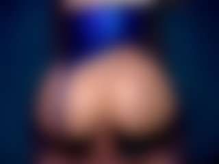 Live cam show with ana-lingus - HD on intimatelivegirls.com