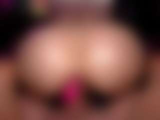 ana-lingus's Live Sex Cam Show
