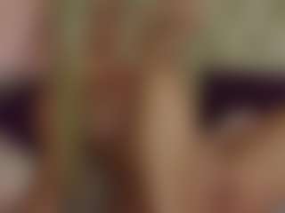Live cam show with tanyamonroe - Moaning on Livezox