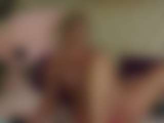 Live cam show with tanyamonroe - Smoking on PervPlay.com