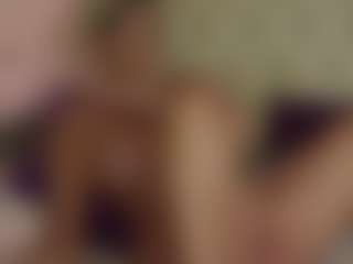 Live cam show with tanyamonroe - Moaning on boobsie.com