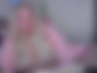 Live cam show with bella-belly - Blonde Hair Curvy on Camming Site